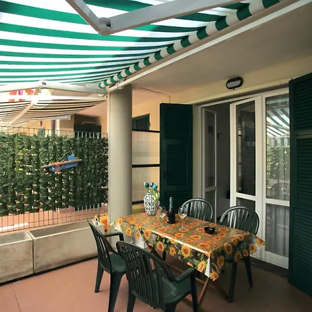 Apartment Mai Senza Mare